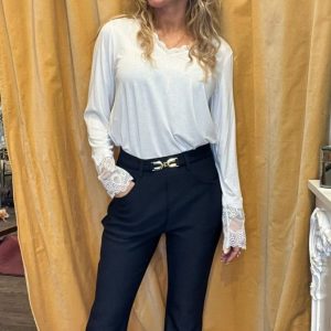 Stretchiga finbyxor med spänne och fickor – Charcoal
